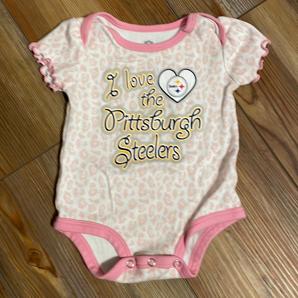 NFL Pittsburgh Steelers Pink and White One Piece Size 0-3MOS